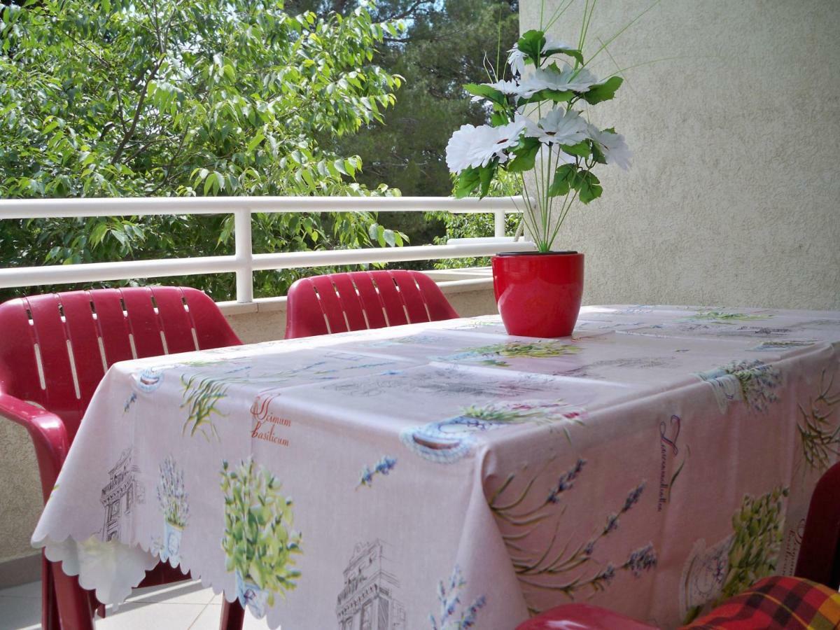 Apartmani Perkovic Baska Voda Bagian luar foto