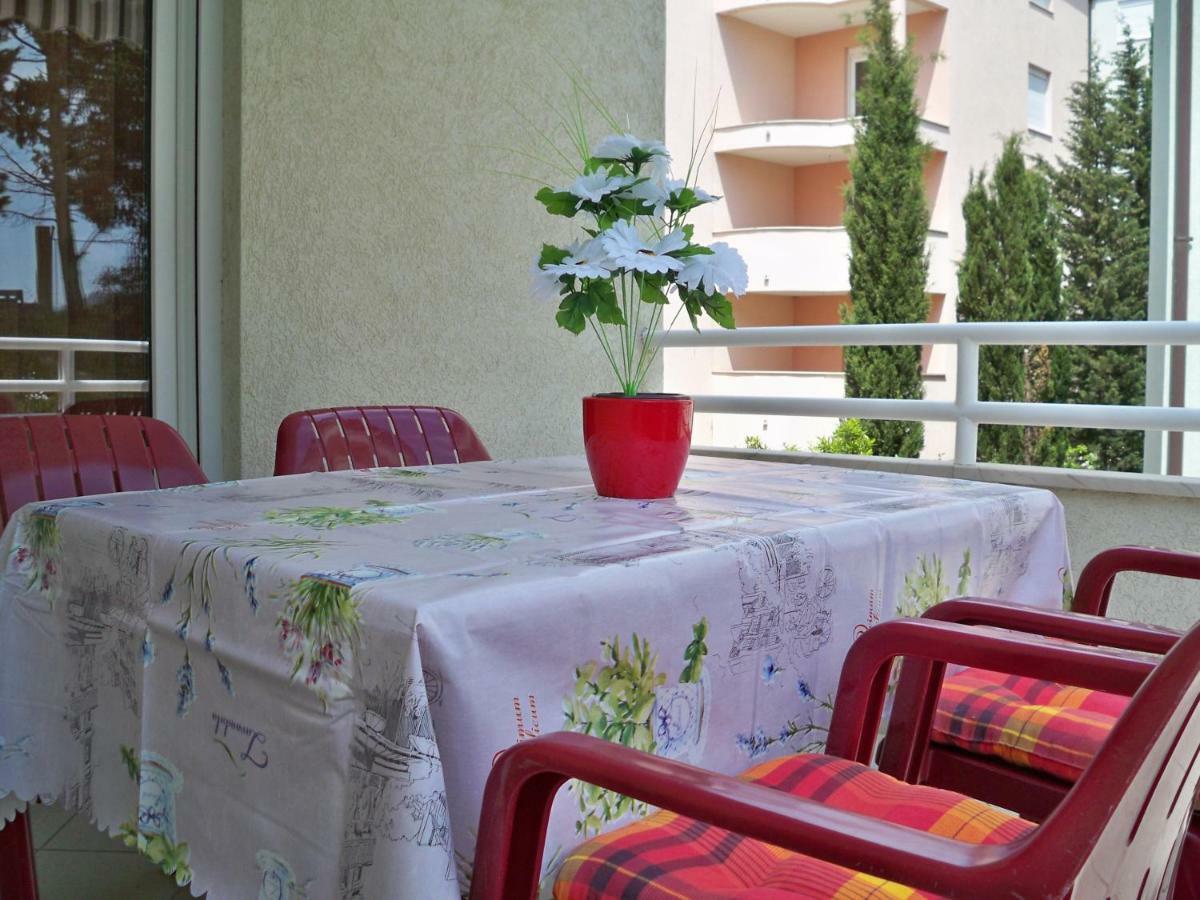 Apartmani Perkovic Baska Voda Bagian luar foto
